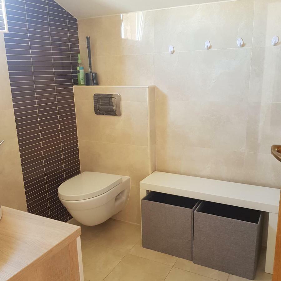 Allure Apartment Kornić Екстериор снимка