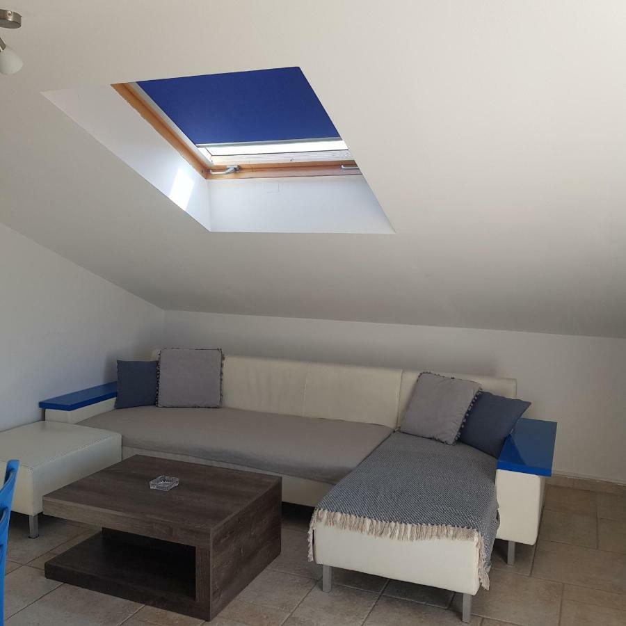 Allure Apartment Kornić Екстериор снимка